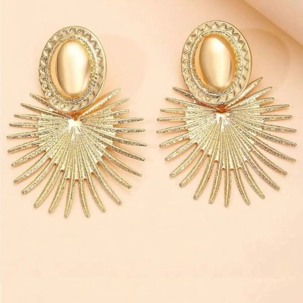 Gold Statement Earrings A1048